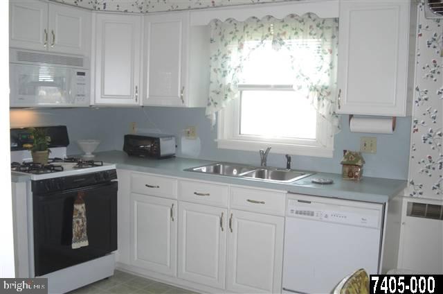 1159 Ruxton Road York, PA 17403 - Photo 7 of 16 Gallery Image 7