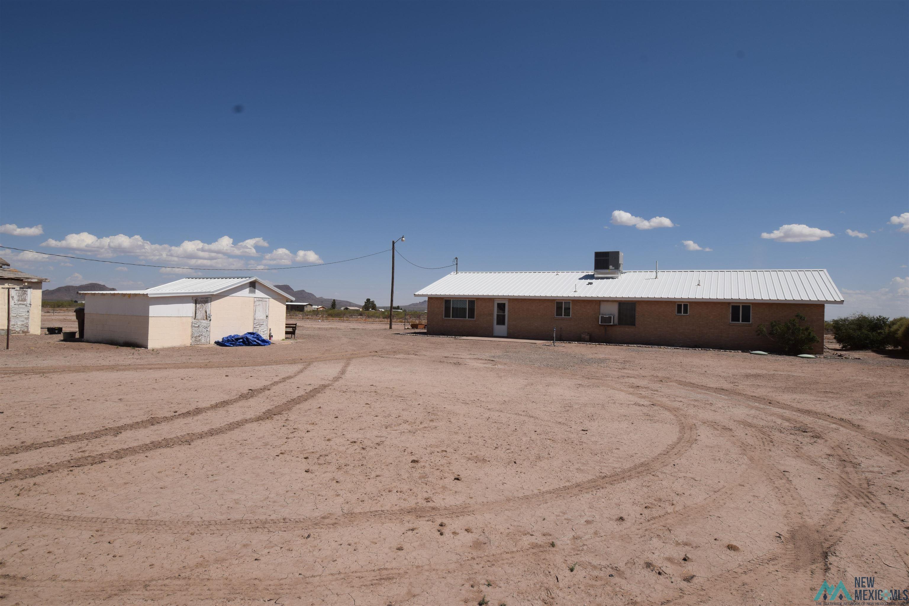 5795 Brangus Road Southeast Deming, NM 88030 - Photo 39 of 54 Gallery Image 39