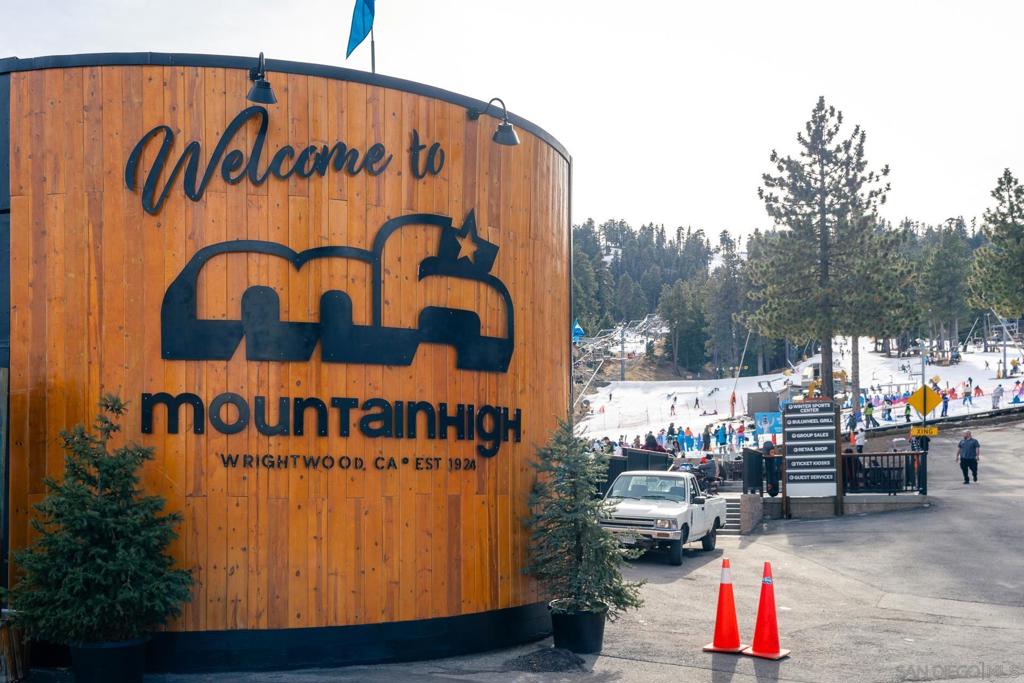 0 Timberline Drive Wrightwood, CA 92397 - Photo 21 of 52 a view of outdoor space with a table and chairs