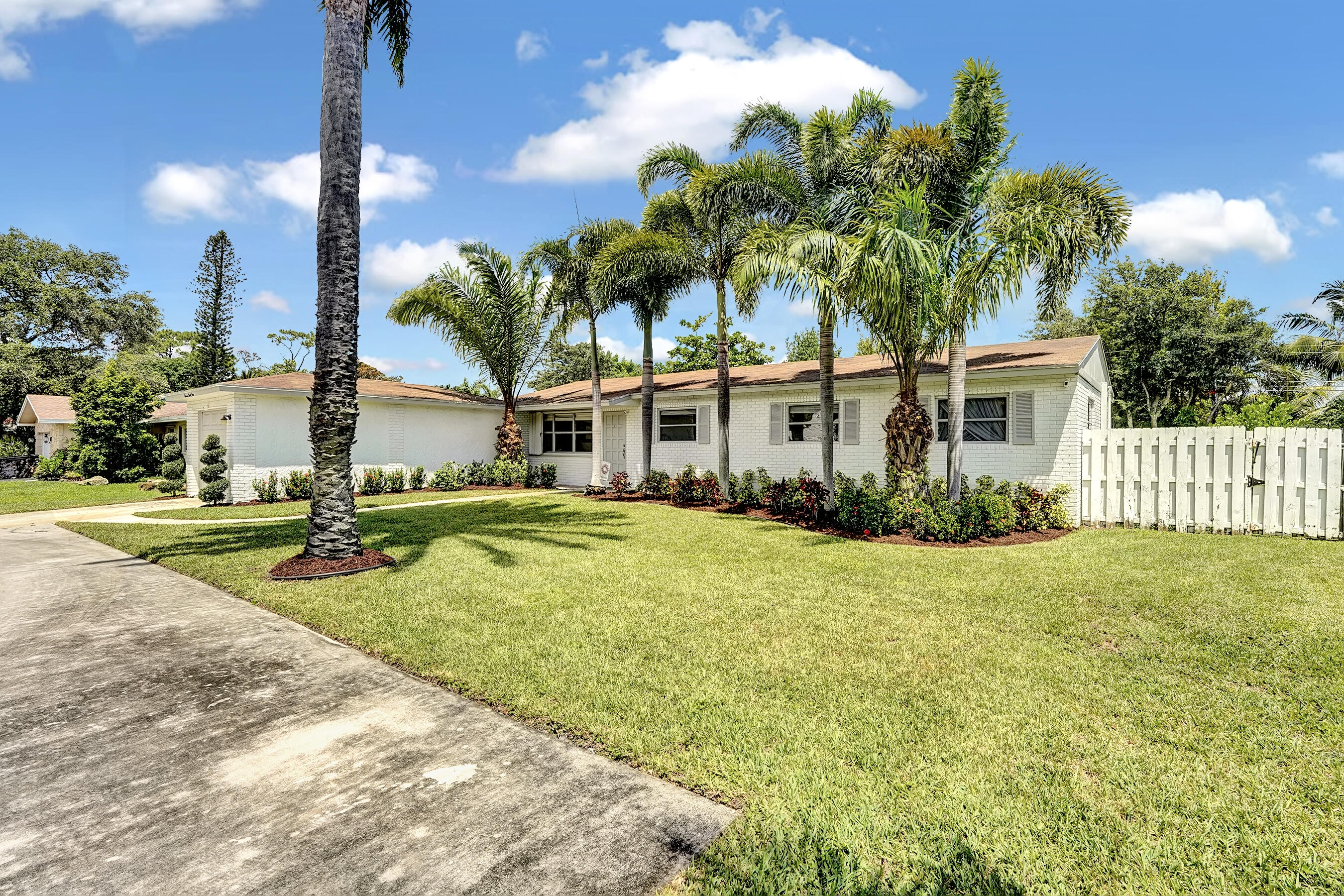 1131 Southwest 15th Street Boca Raton, FL 33486 - Photo 26 of 33 DSC06106