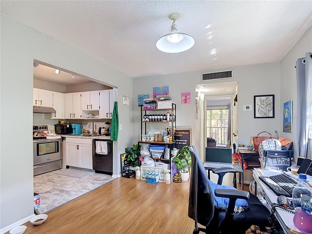 11805 Raintree Lake Lane, Unit D Temple Terrace, FL 33617 - Photo 11 of 32