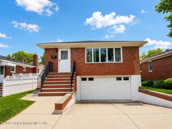 $858,800 | 150 Cannon Boulevard | New Dorp