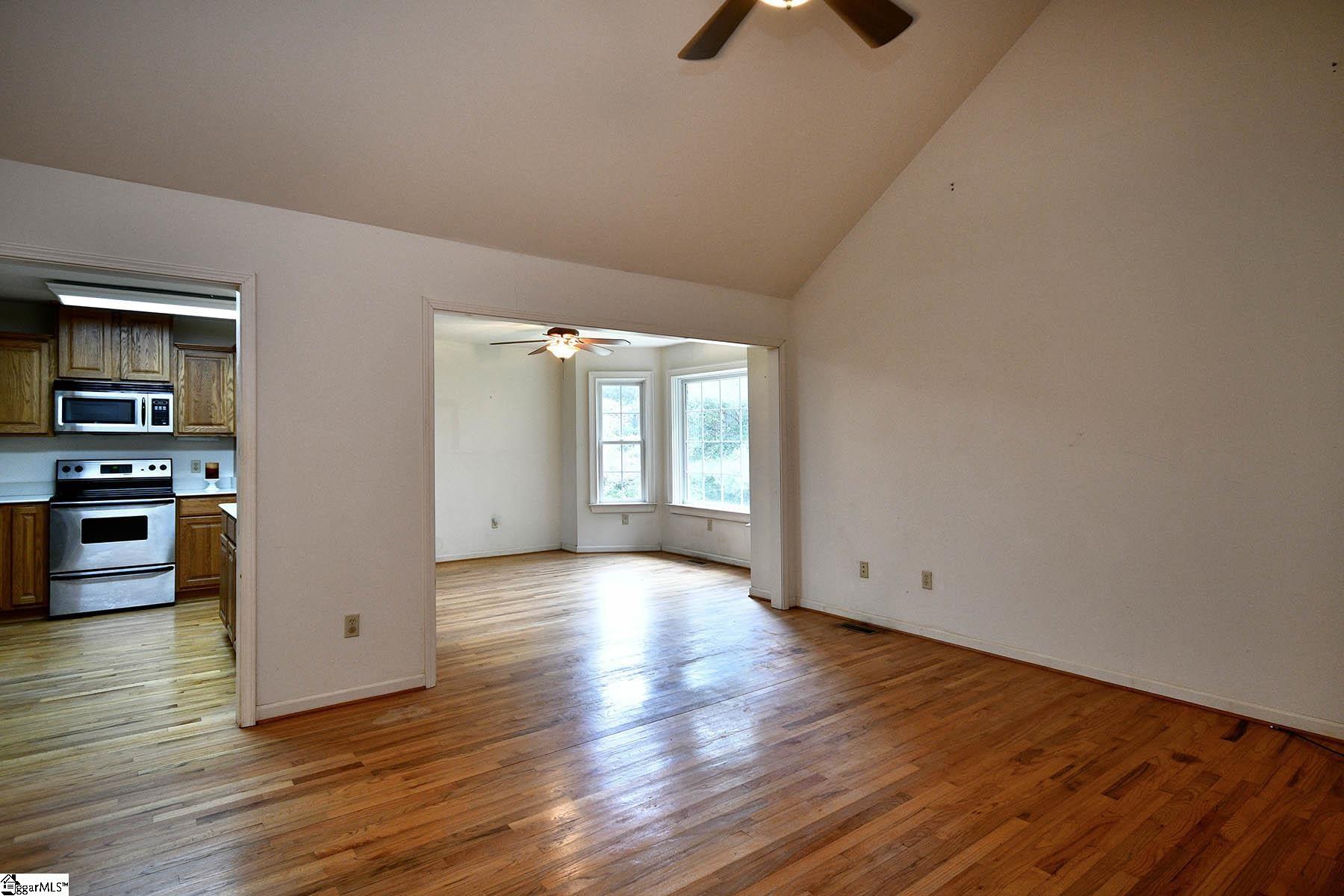 215 Trotter Road Piedmont, SC 29673 - Photo 5 of 33