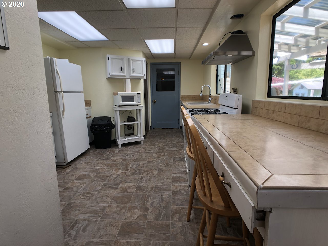 62941 Crown Point Road Coos Bay, OR 97420 - Photo 5 of 21
