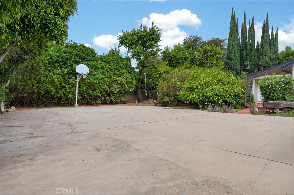10315 Beckford Avenue Porter Ranch, CA 91326 - Photo 49 of 51