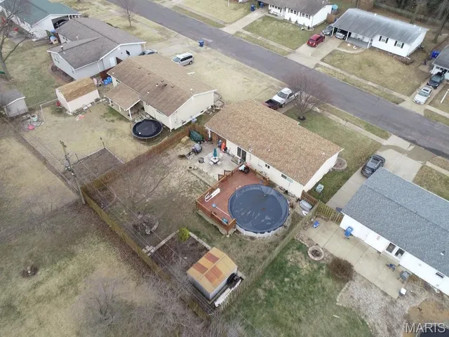 $127,900 | 1495 Yaqui Drive, Florissant, MO 63031