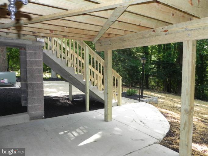 5106 Sharon Road Temple Hills, MD 20748 - Photo 9 of 19 Patio