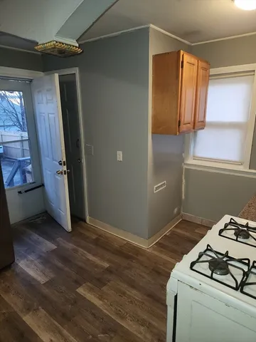 $2,300 | 59 Banks Street, Unit 1, Brockton, MA 02302