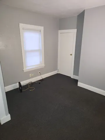 $2,300 | 59 Banks Street, Unit 1, Brockton, MA 02302