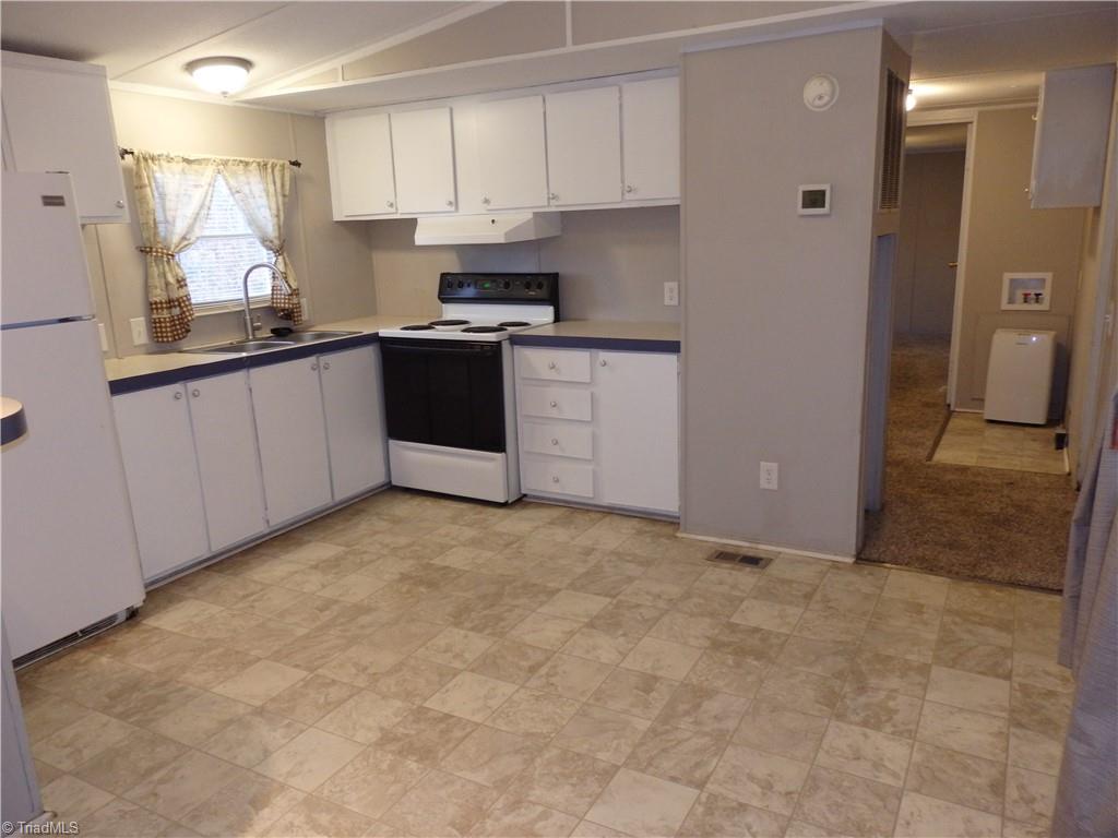 6445 Old Post Trinity, NC 27370 - Photo 24 of 30 kitchen