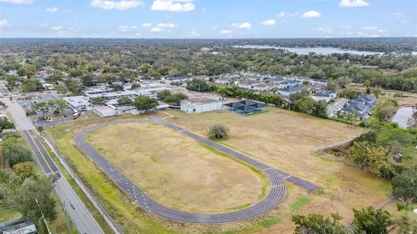 $2,500 | 15204 Monet Drive, Tampa, FL 33613