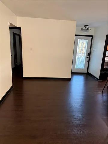 $2,500 | 15204 Monet Drive, Tampa, FL 33613