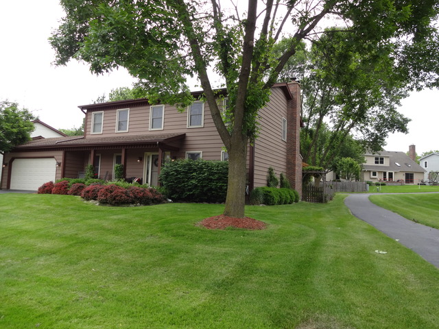 2473 Sun Valley Road Lisle, IL 60532 - Photo 1 of 25
