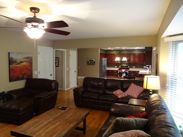 2473 Sun Valley Road Lisle, IL 60532 - Photo 4 of 25