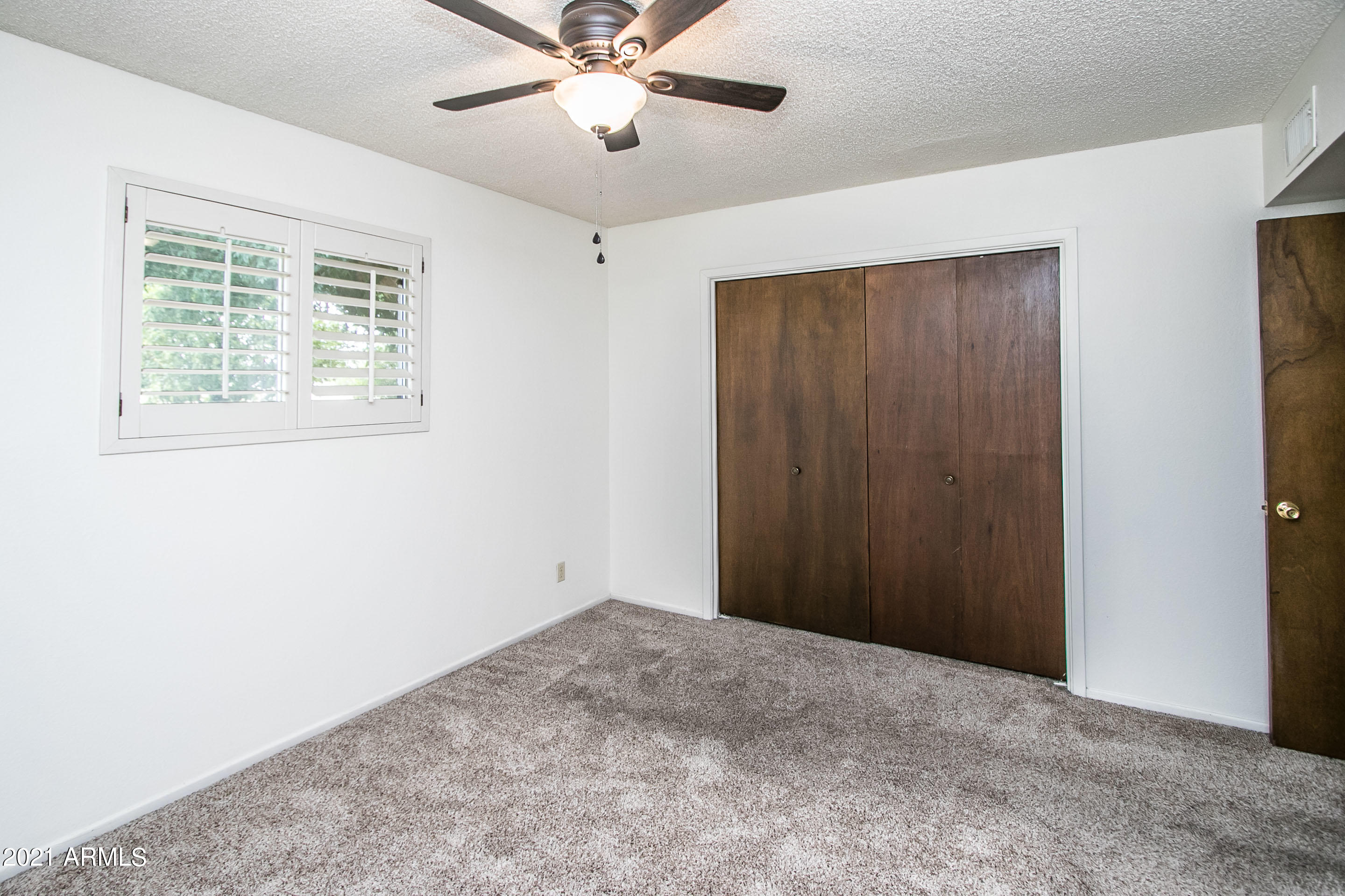 929 East Harwell Road Gilbert, AZ 85234 - Photo 15 of 33 Harwell Rd-19
