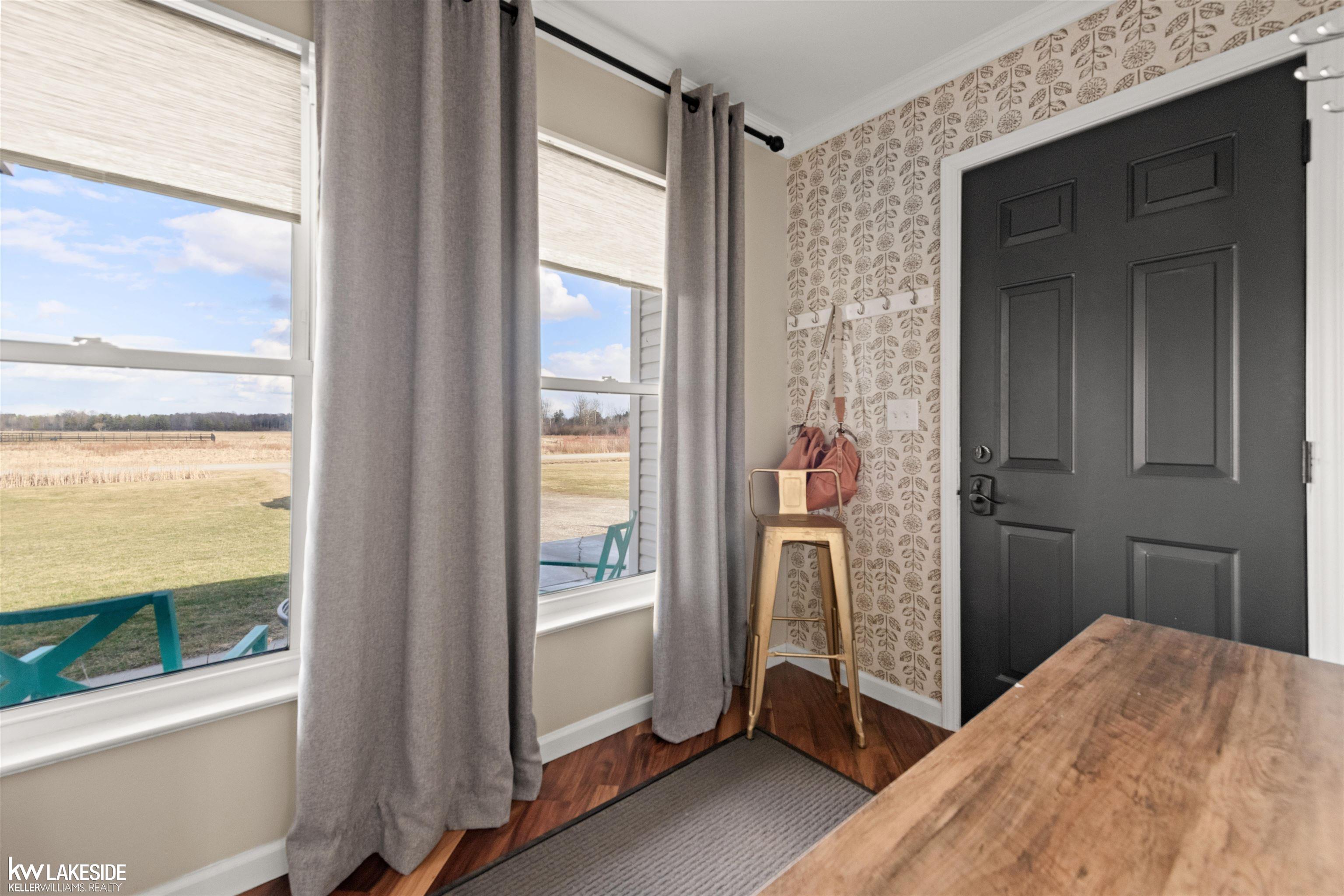 8415 Emmett Road Yale, MI 48097 - Photo 5 of 56