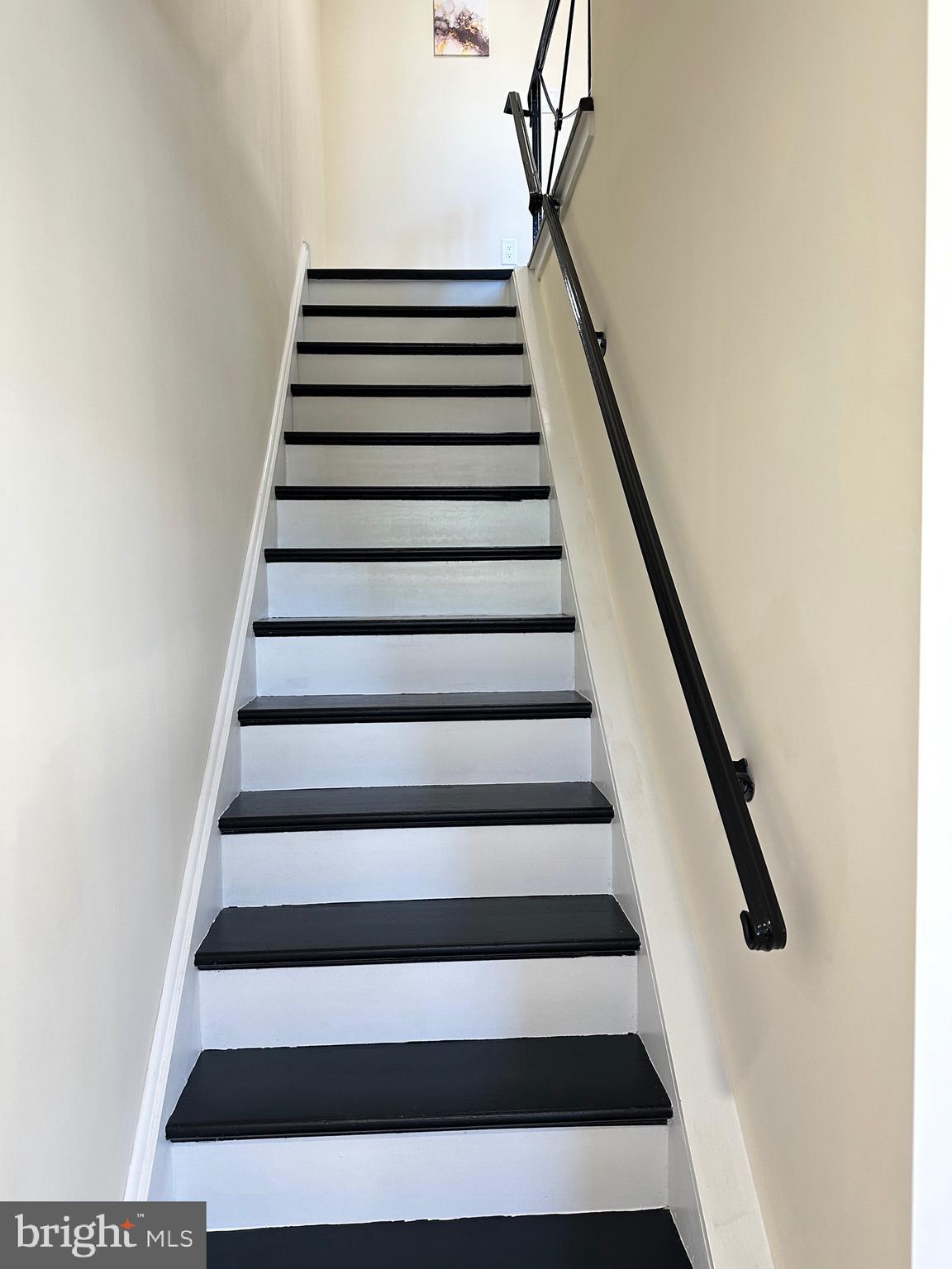 4158 Fairdale Road Philadelphia, PA 19154 - Photo 2 of 27 Gallery Image 2