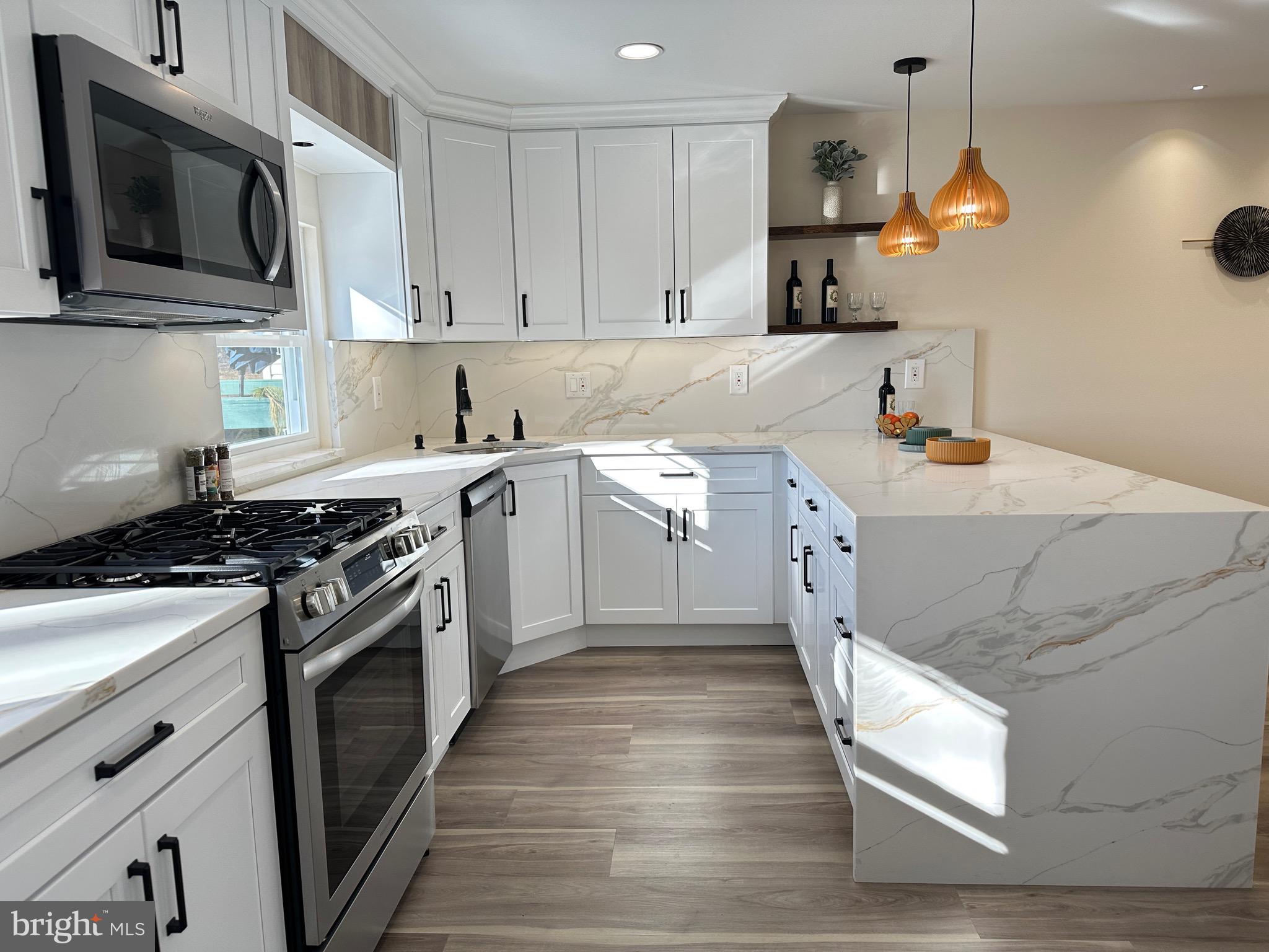 4158 Fairdale Road Philadelphia, PA 19154 - Photo 6 of 27 Gallery Image 6