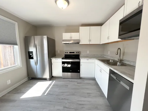 $1,050 | 1521 West Knollwood Circle, Unit A, Clarksville, TN 37043