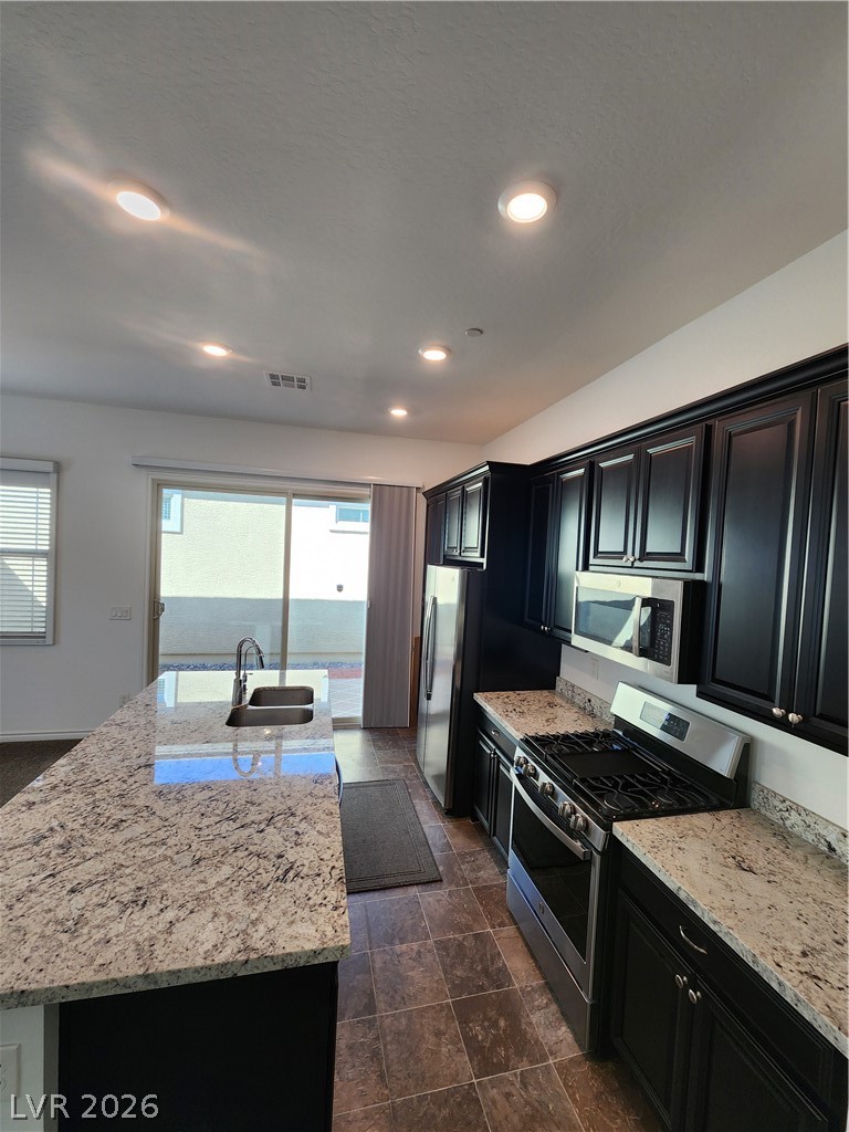 217 Bennett Pointe Avenue Henderson, NV 89011 - Photo 4 of 39