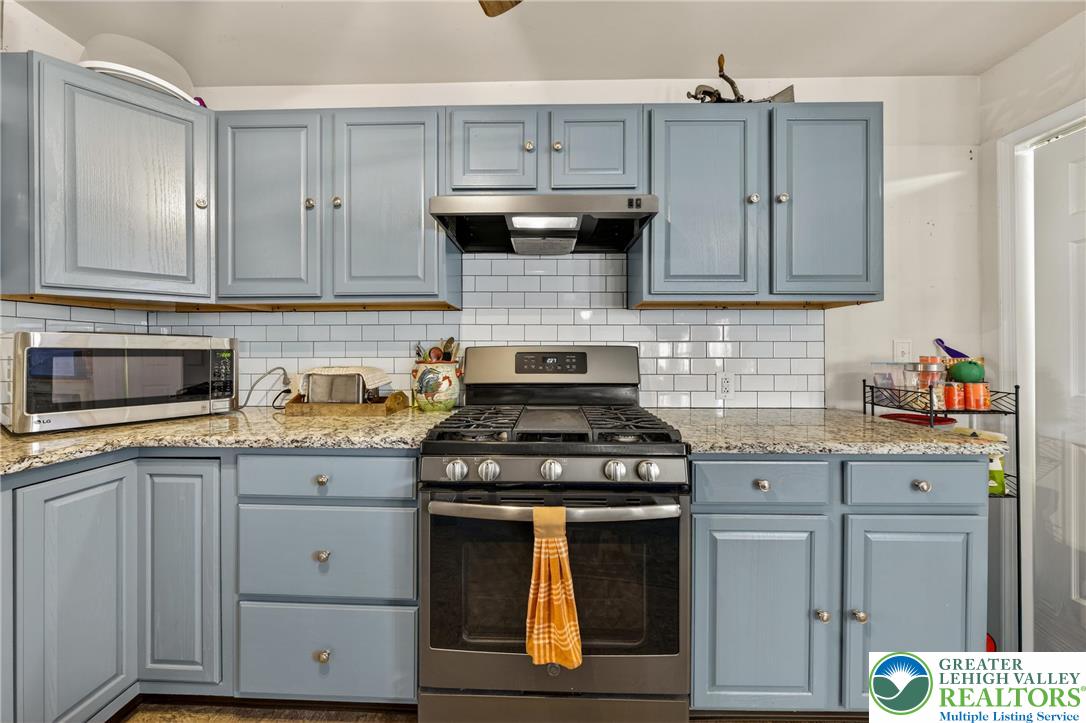 124 Garibaldi Avenue Roseto, PA 18013 - Photo 15 of 48