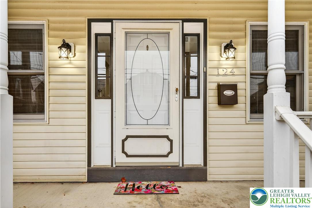 124 Garibaldi Avenue Roseto, PA 18013 - Photo 3 of 48