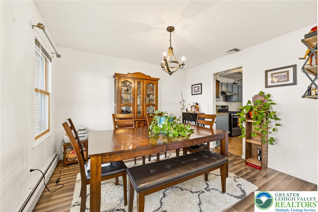 124 Garibaldi Avenue Roseto, PA 18013 - Photo 7 of 48