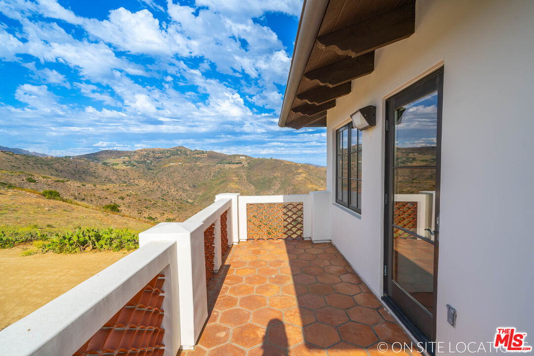 9785 Deer Creek Road Malibu, CA 90265 - Photo 40 of 75