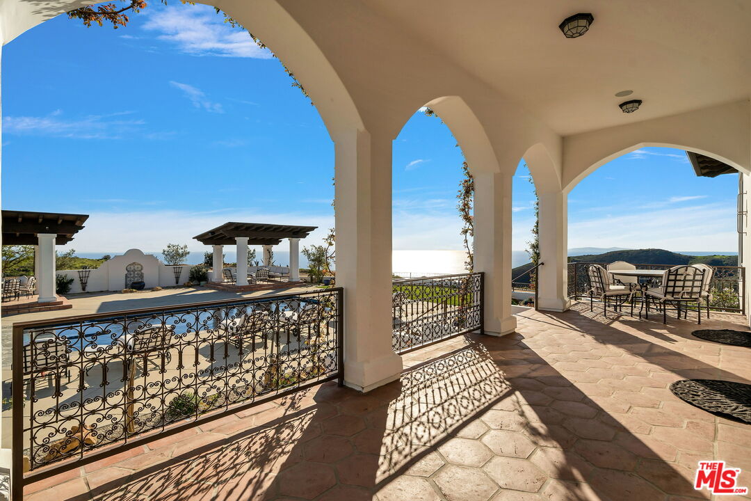 9785 Deer Creek Road Malibu, CA 90265 - Photo 50 of 75