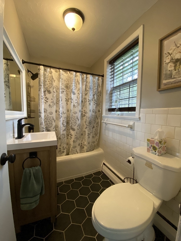 32 South Spencer Road Spencer, MA 01562 - Photo 12 of 34