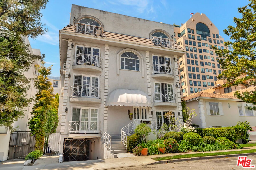 10531 Ashton Avenue, Unit 201 Los Angeles, CA 90024 - Photo 2 of 27 a front view of a multi story building
