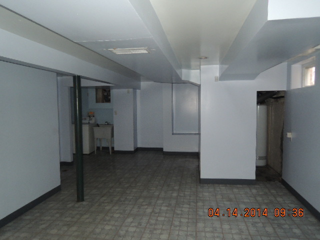 4742 South Kilpatrick Avenue Chicago, IL 60632 - Photo 20 of 21 an empty room with closet
