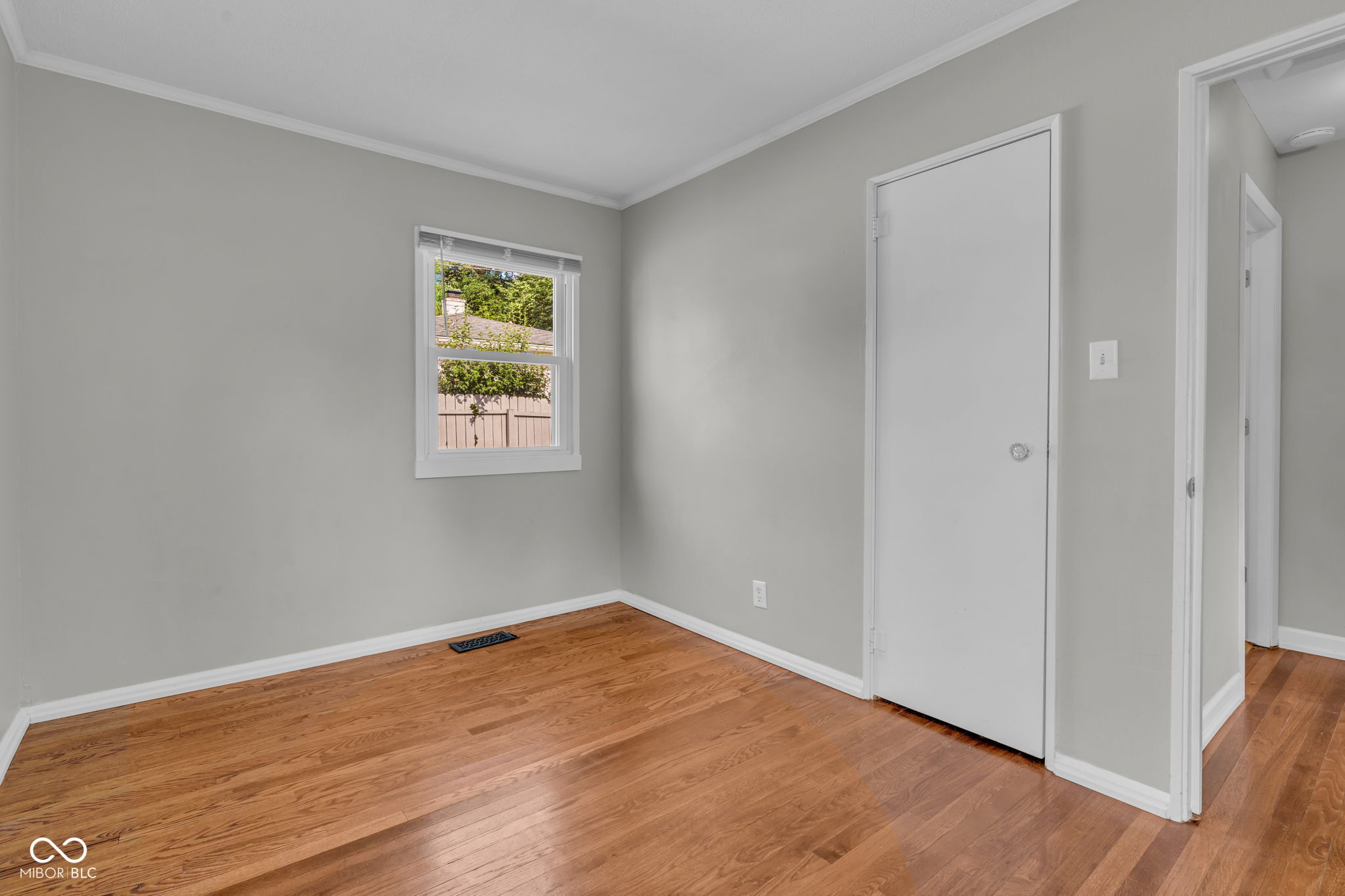 840 Oswego Road Carmel, IN 46032 - Photo 6 of 48