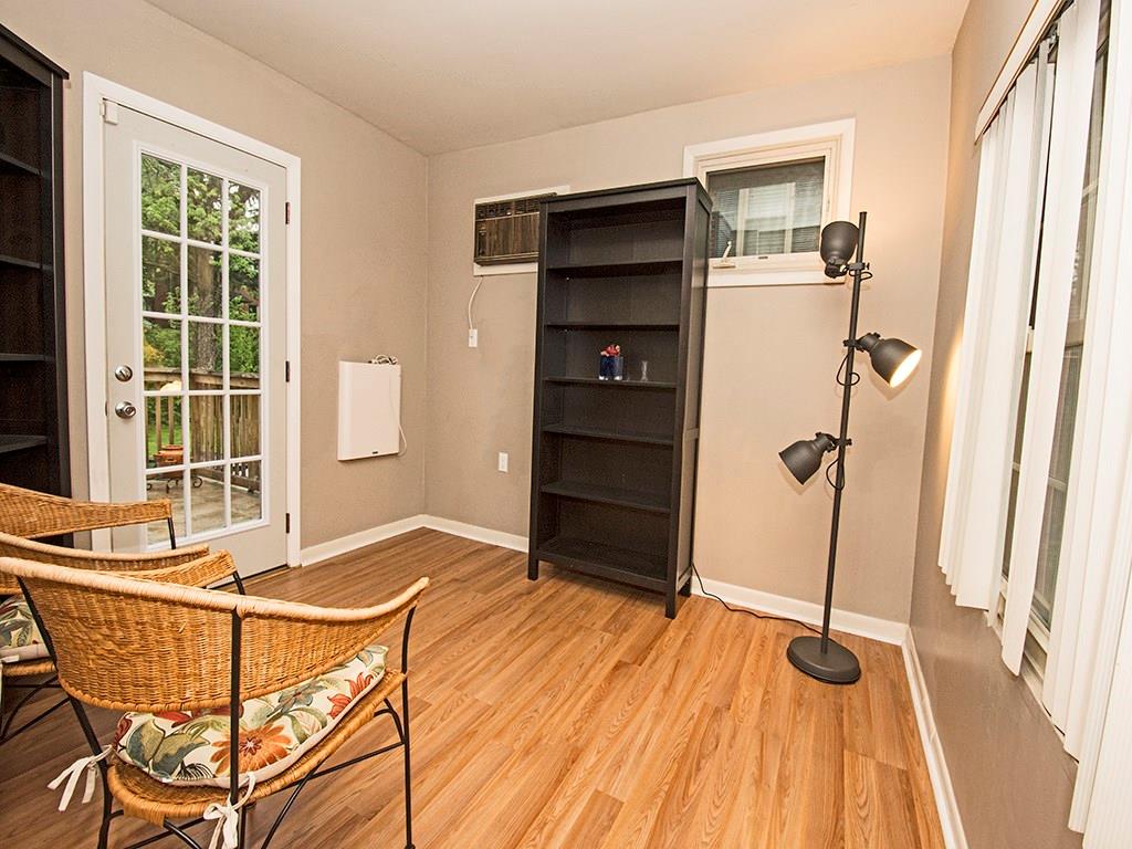 443 Beverly Road Pittsburgh, PA 15216 - Photo 11 of 22 Gallery Image 11