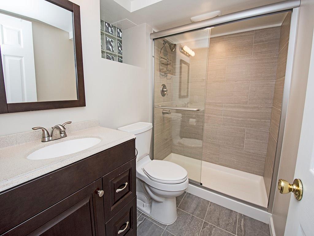 443 Beverly Road Pittsburgh, PA 15216 - Photo 13 of 22 Gallery Image 13