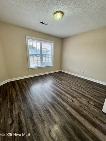 $1,400 | 1400 Joel Drive, Unit B, Greenville, NC 27834