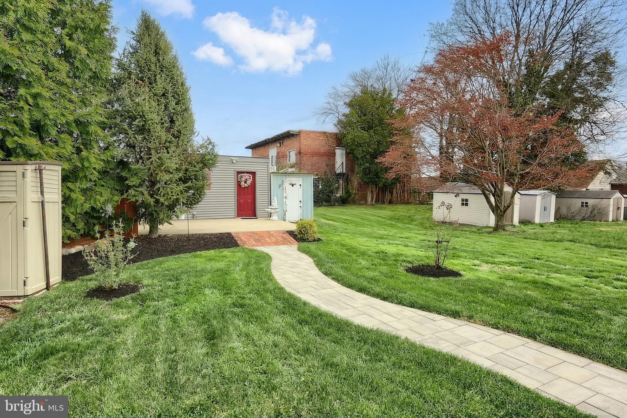 37 South 8th Street Columbia, PA 17512 - Photo 31 of 44