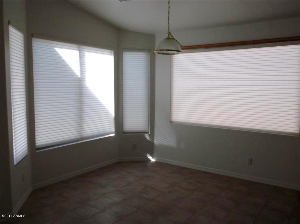 7541 Rugged Ironwood Road Gold Canyon, AZ 85118 - Photo 4 of 10 Dining Area
