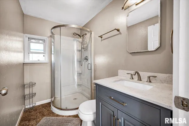 $226,000 | 1701 East Oakhurst Lane, Chillicothe, IL 61523