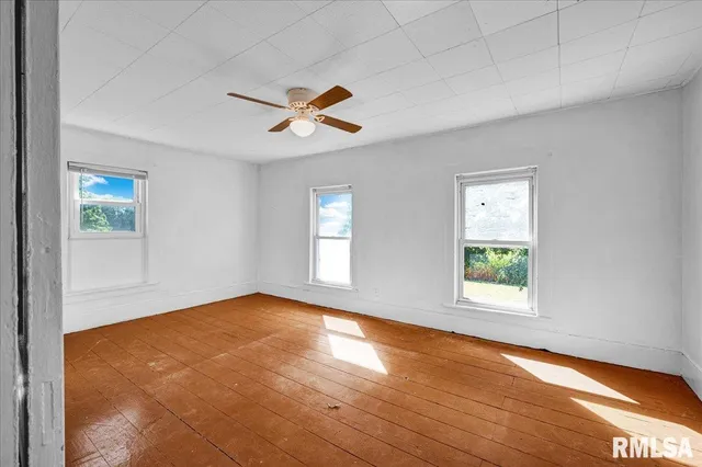 $226,000 | 1701 East Oakhurst Lane, Chillicothe, IL 61523