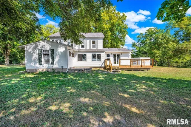 $226,000 | 1701 East Oakhurst Lane, Chillicothe, IL 61523