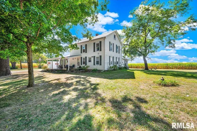 $226,000 | 1701 East Oakhurst Lane, Chillicothe, IL 61523