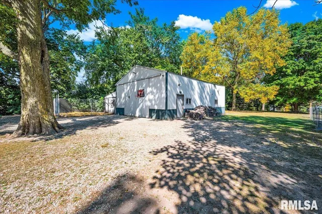 $226,000 | 1701 East Oakhurst Lane, Chillicothe, IL 61523