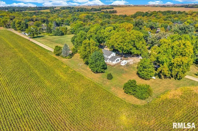 $226,000 | 1701 East Oakhurst Lane, Chillicothe, IL 61523