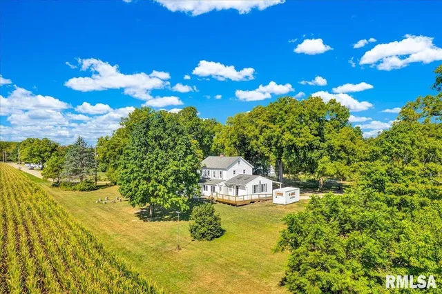 $226,000 | 1701 East Oakhurst Lane, Chillicothe, IL 61523