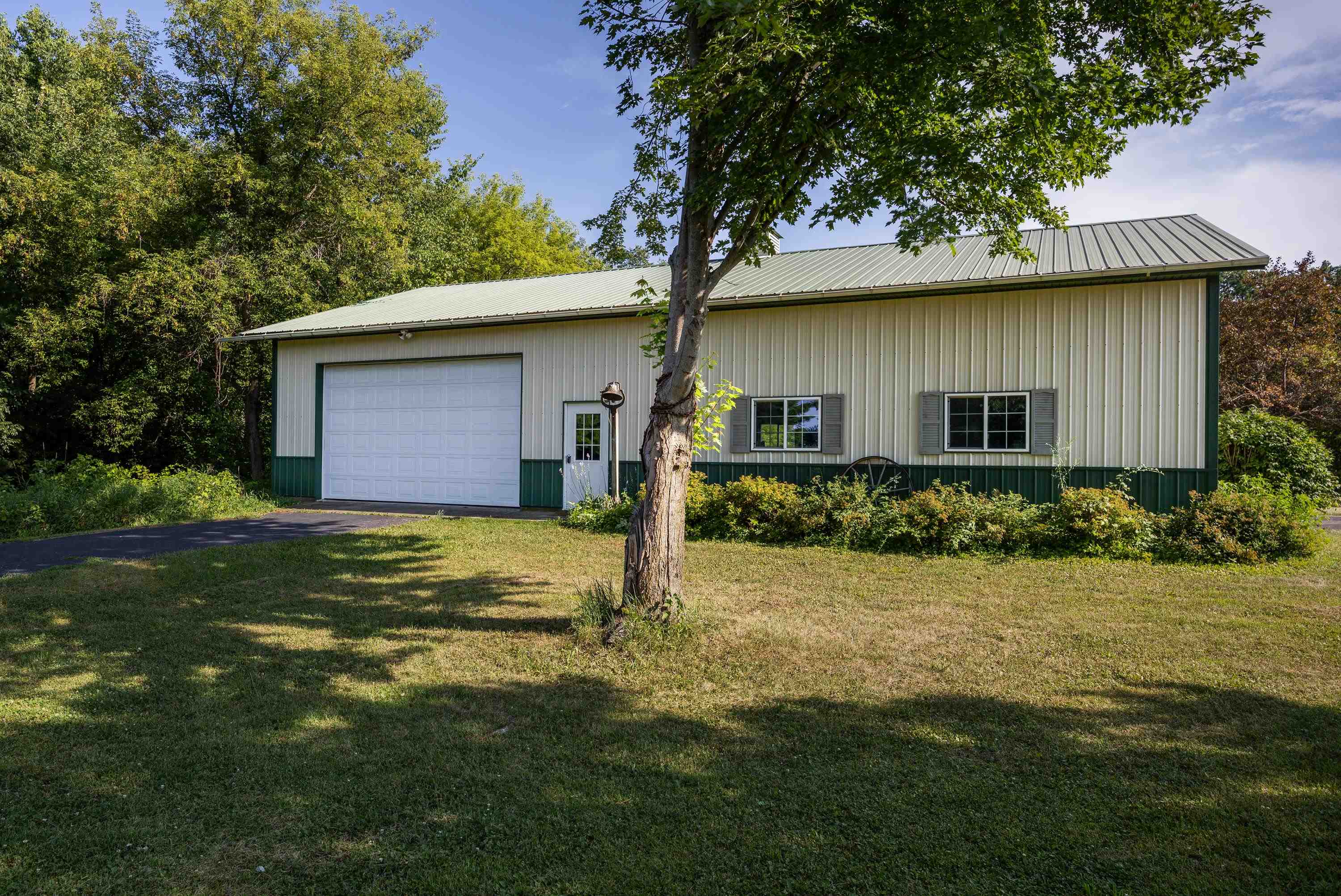 S5050 Durwards Glen Road Baraboo, WI 53913 - Photo 43 of 64