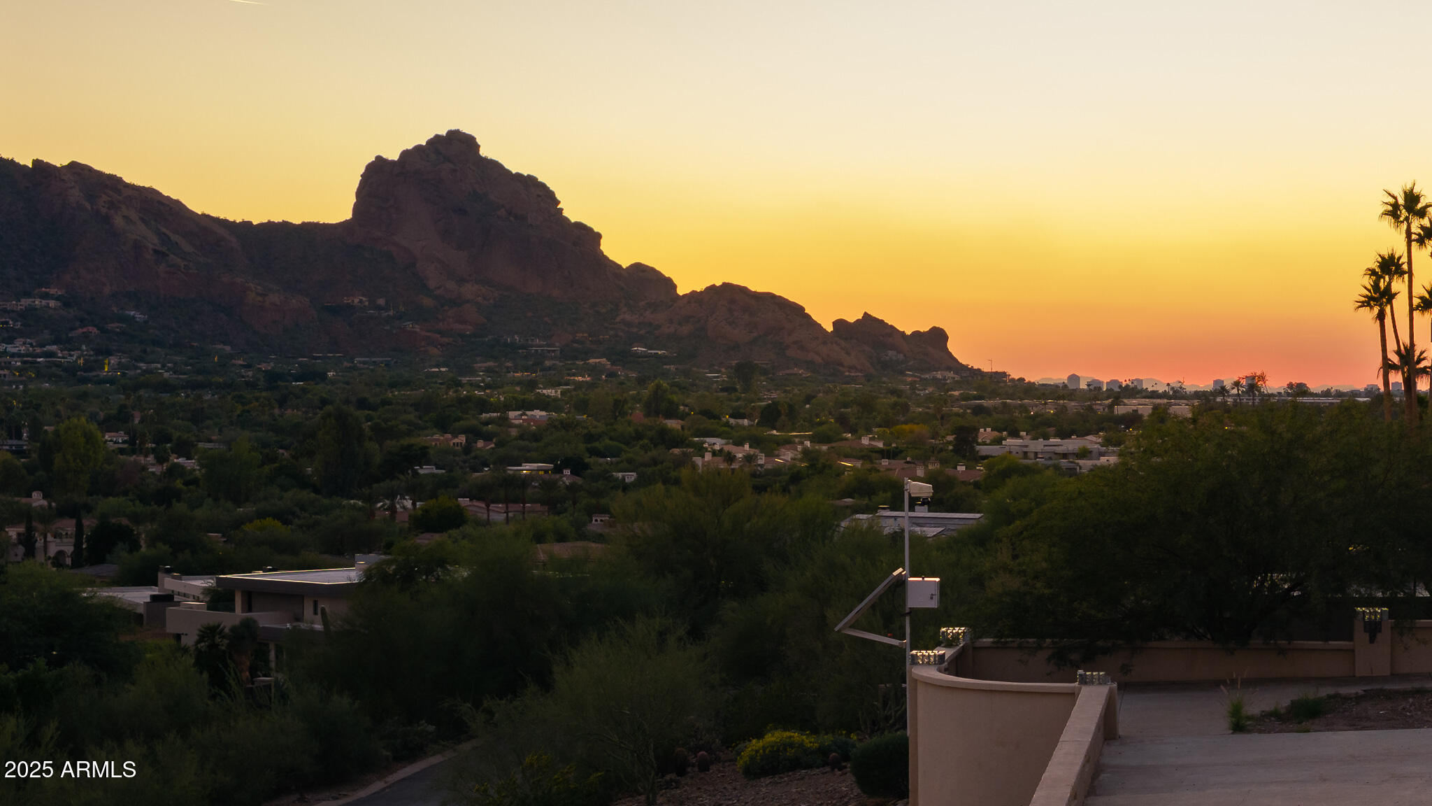 6418 East Joshua Tree Lane, Unit 2 Paradise Valley, AZ 85253 - Photo 8 of 8 a view of a house with a yard