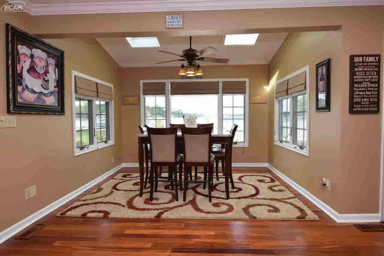 2232 Grove Park Road Fenton, MI 48430 - Photo 10 of 27 21377516-9.JPG