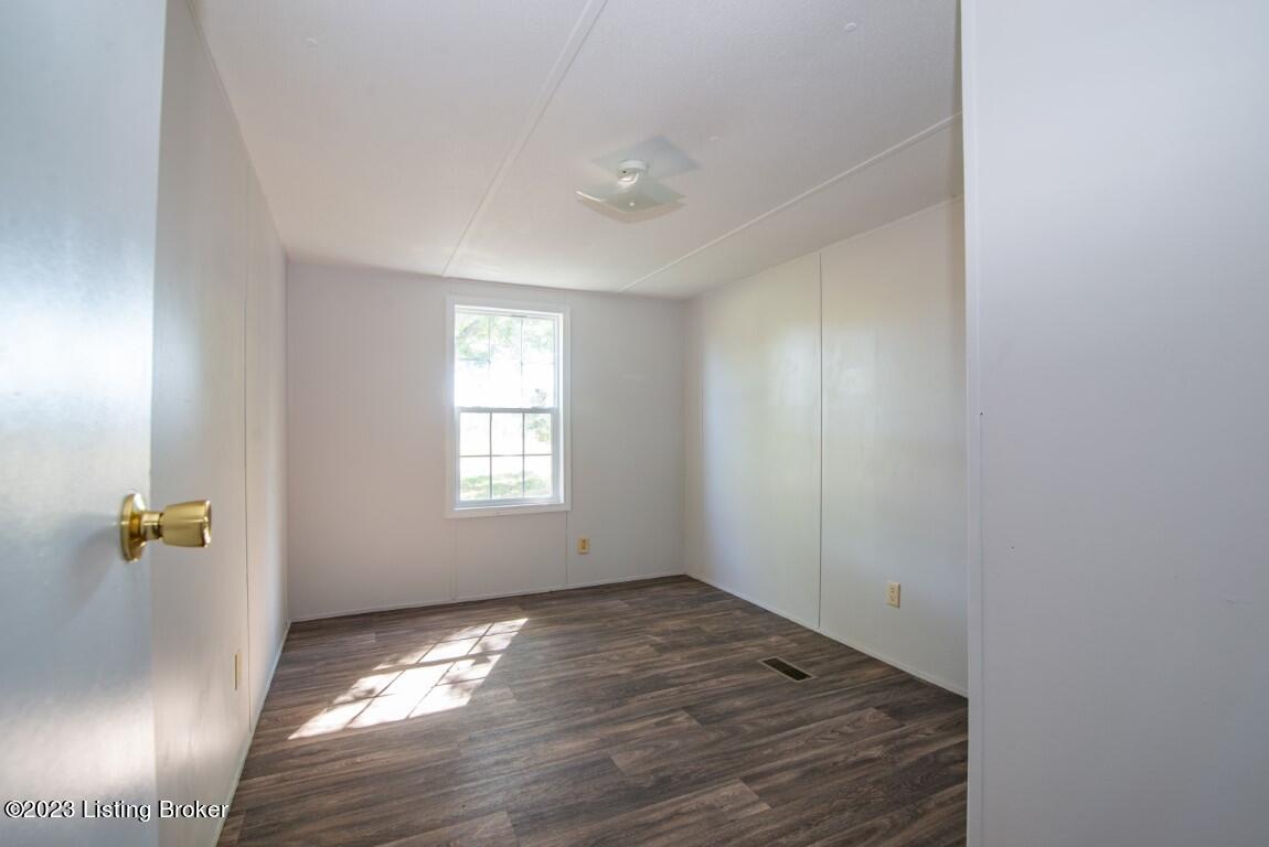 260 Bill Moore Road Edmonton, KY 42129 - Photo 16 of 27 Bill Moore Rd-28