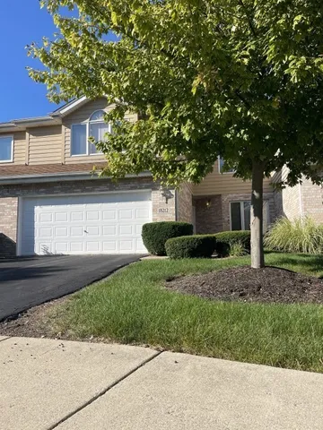 $319,900 | 18212 Glen Swilly Circle, Tinley Park, IL 60477
